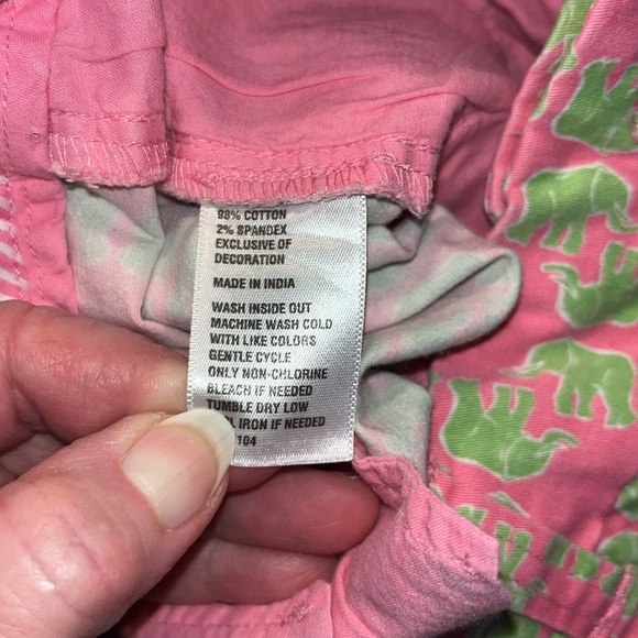 Crown & Ivy   Bermuda shorts  pink/Kelly green elephants  midrise   Size 4 - Picture 10 of 10